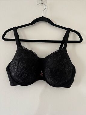 Victoria's Secret Black Floral Lace Bra 36DD Body By Victoria Perfect Shape